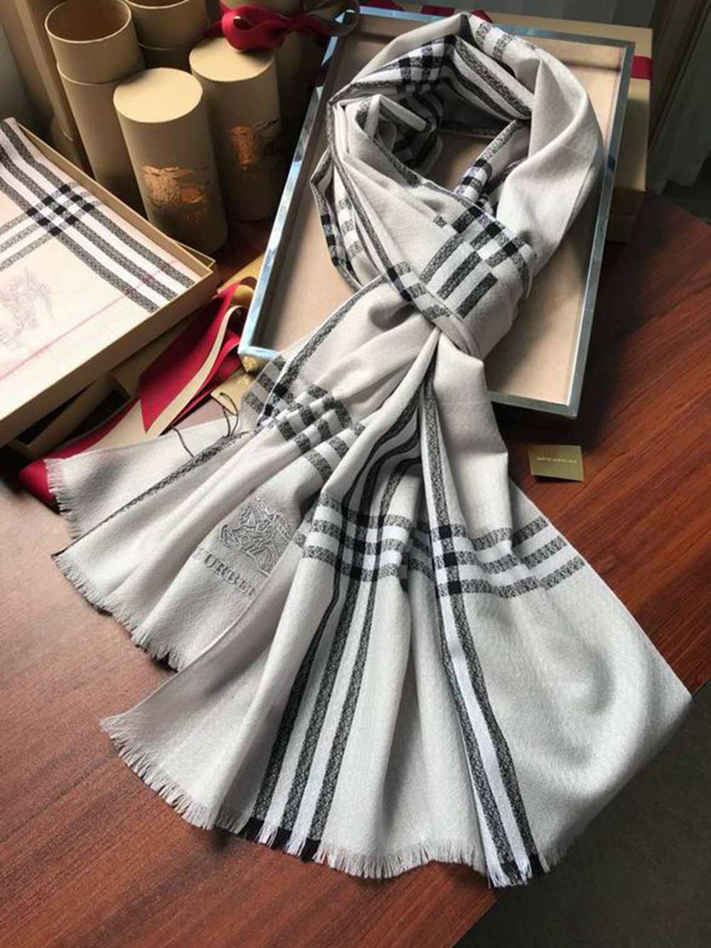 B**rry scarf